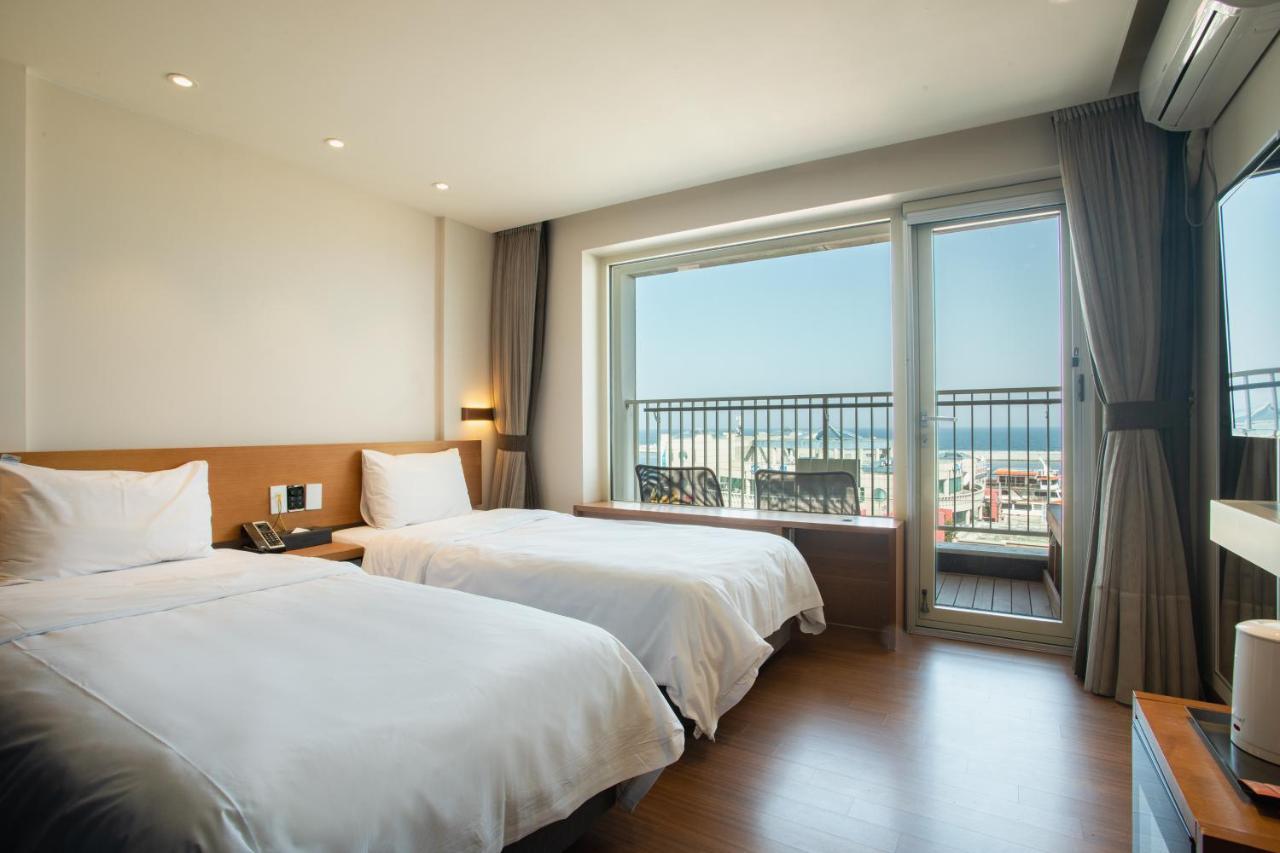 Winners Hotel Gangneung Exterior photo
