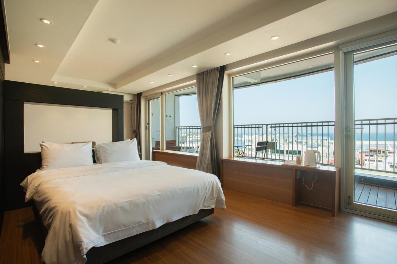 Winners Hotel Gangneung Exterior photo