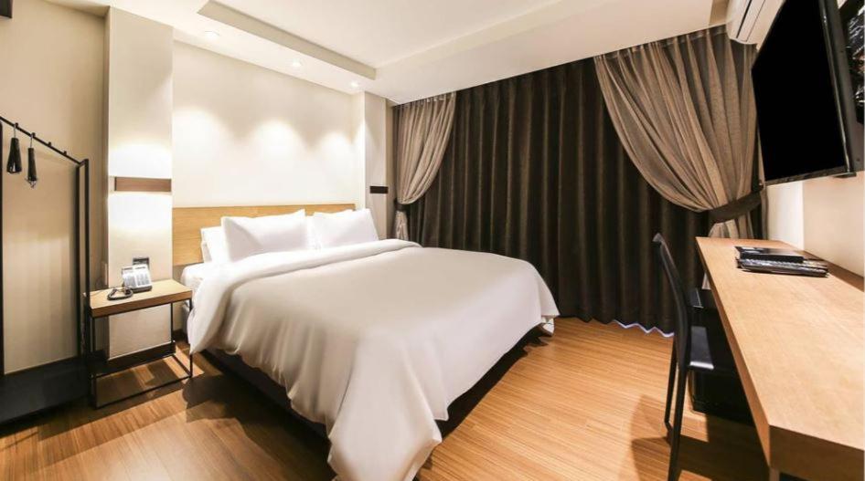 Winners Hotel Gangneung Exterior photo