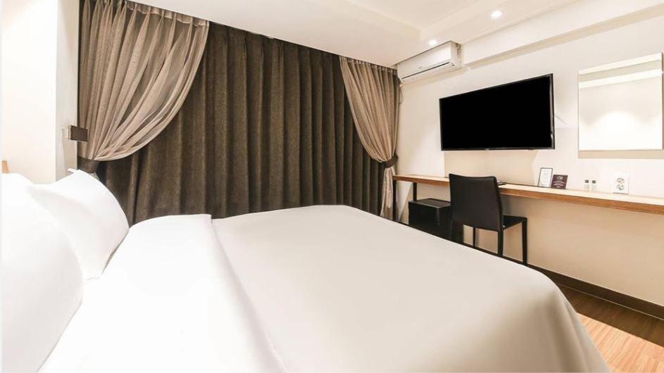 Winners Hotel Gangneung Exterior photo